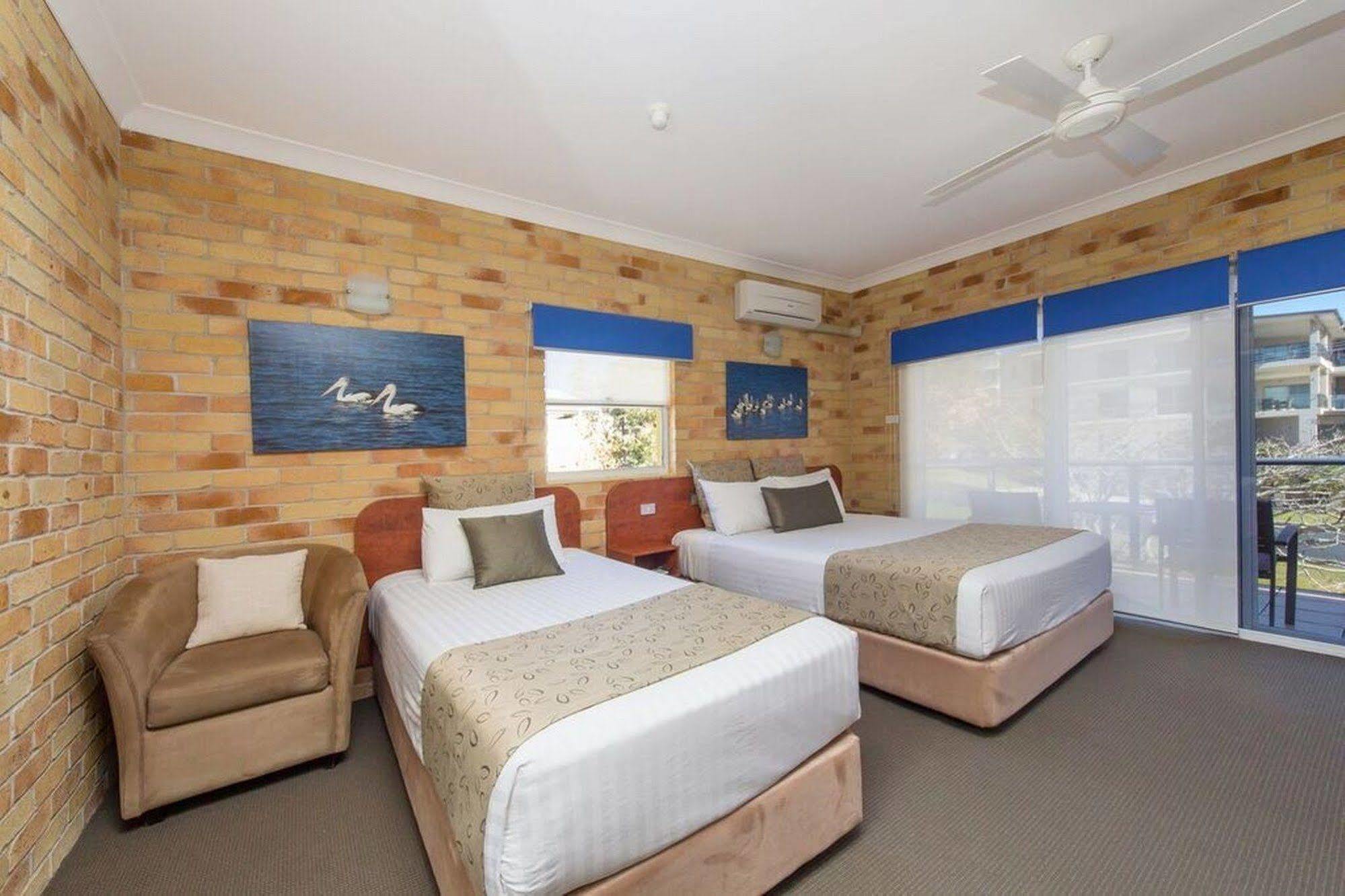 Yamba Beach Motel Buitenkant foto