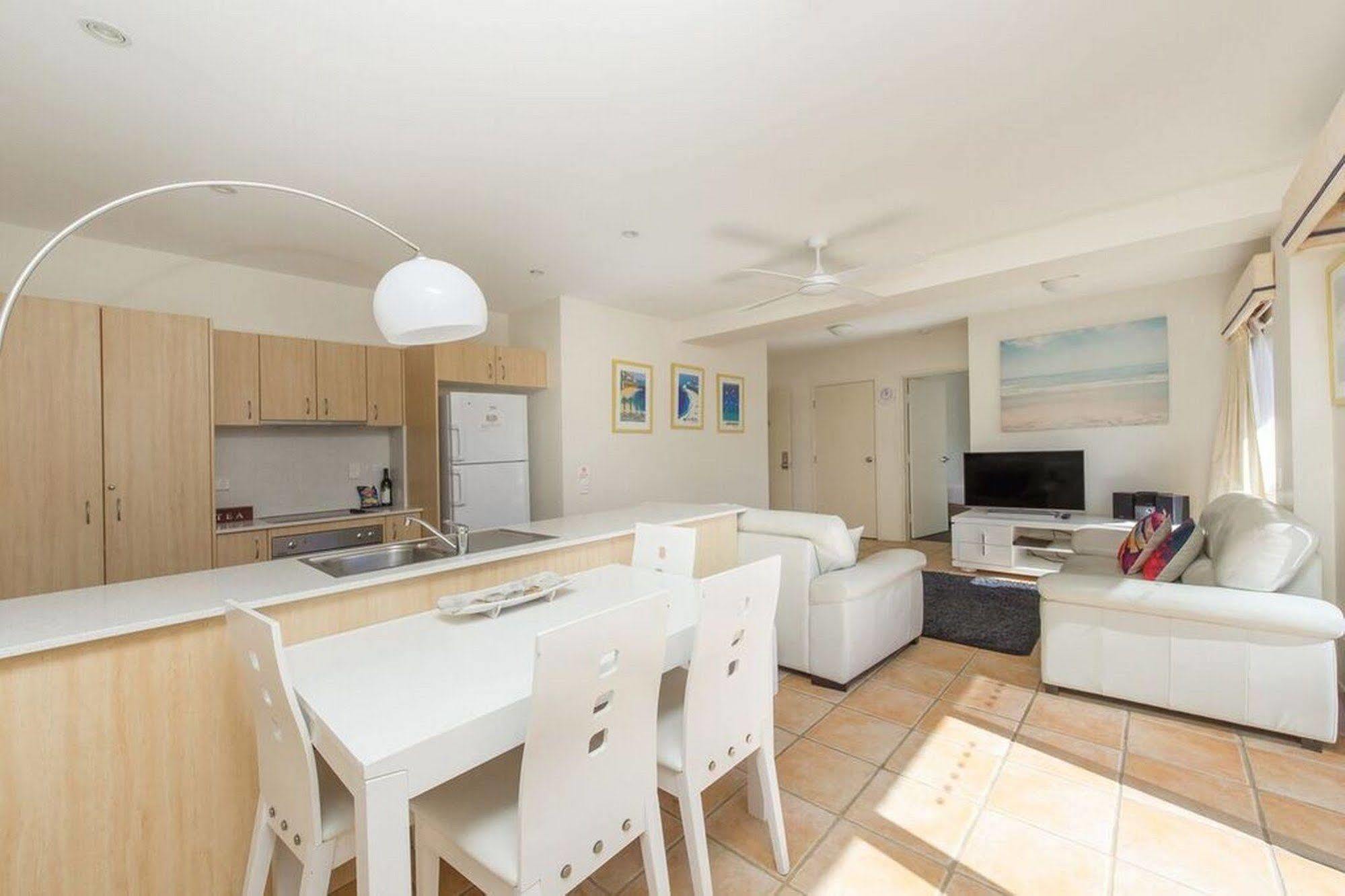 Yamba Beach Motel Buitenkant foto
